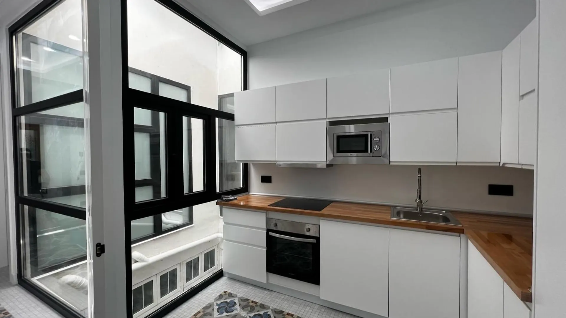 Grand Apartment Larios Malaga 0*,  Spain